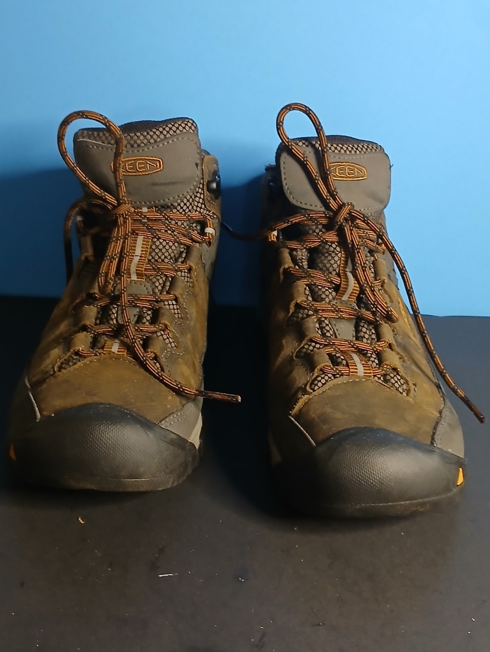 Keen Men's Olive Brown Hiking Boots with Black Toe